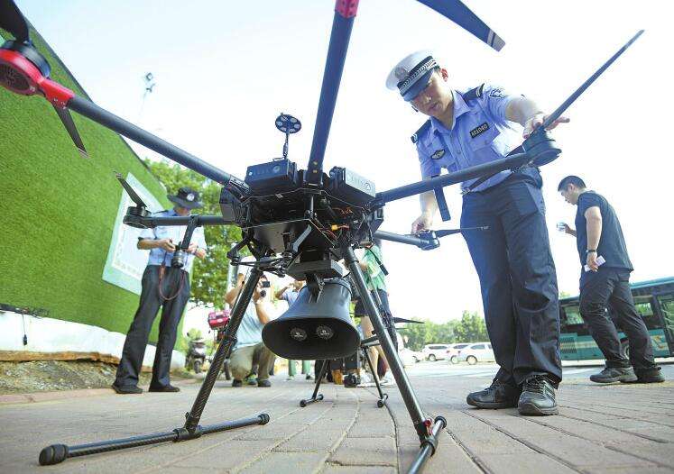 警用无人机助力抗"疫" 价值凸显市场前景广阔